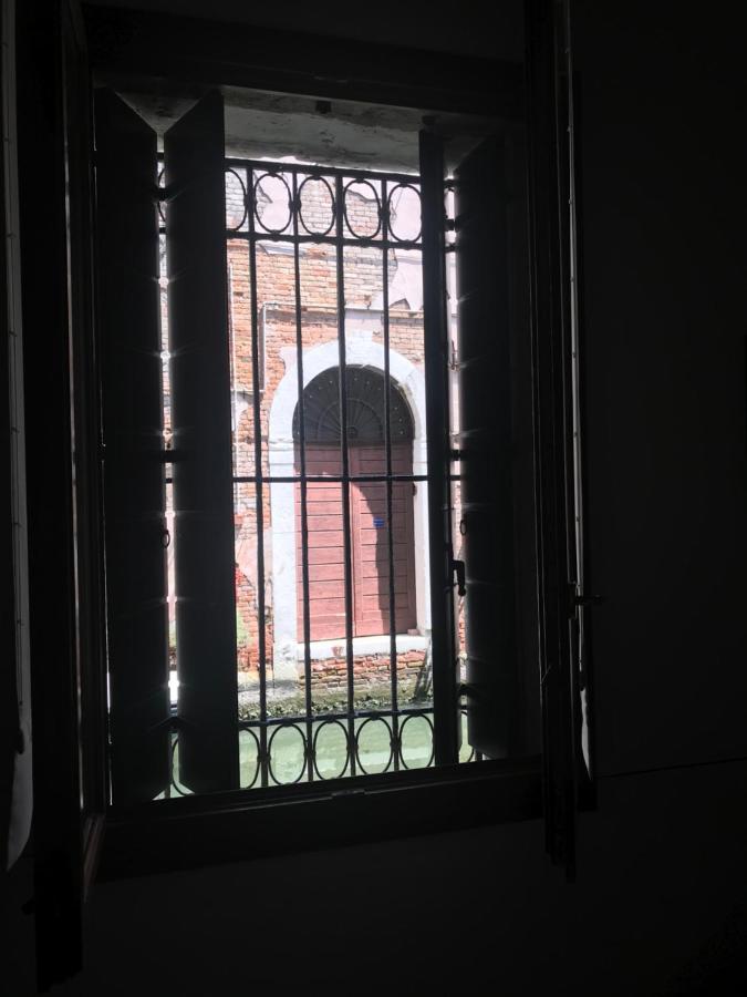 In A Lovely Garden Biennale Flat Venedig Eksteriør billede