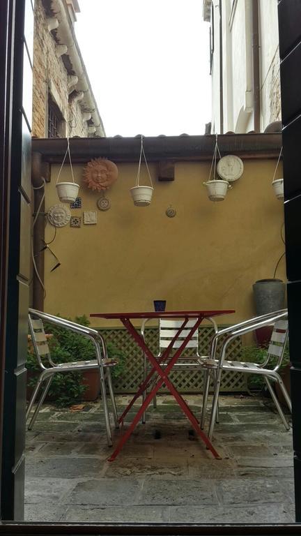 In A Lovely Garden Biennale Flat Venedig Eksteriør billede