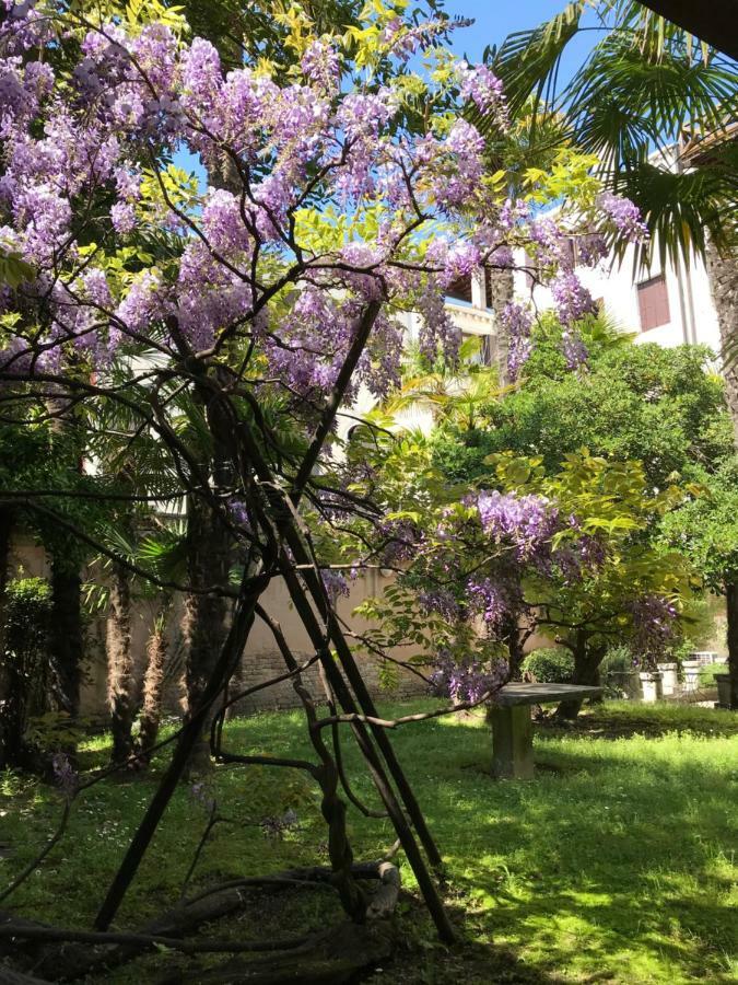 In A Lovely Garden Biennale Flat Venedig Eksteriør billede
